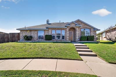 1425 Cardigan Lane, Lancaster TX 75134
