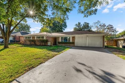 209 Cotillion Road, Fort Worth TX 76134 - Photo 2
