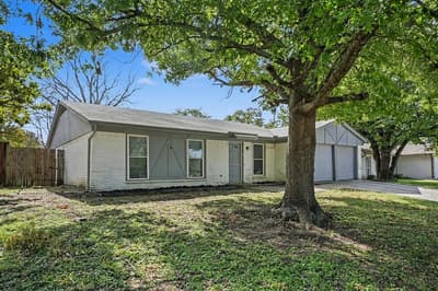 700 Prairie View Drive, Mansfield TX 76063 - Photo 2