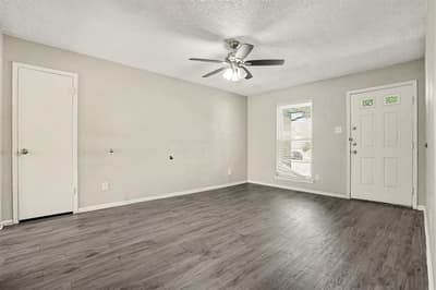 700 Prairie View Drive, Mansfield TX 76063 - Photo 3