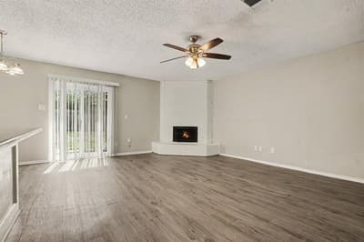 700 Prairie View Drive, Mansfield TX 76063 - Photo 4