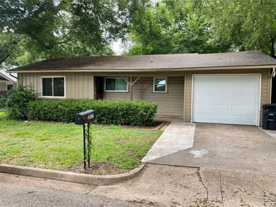 507 W Smith Street, Cleburne TX 76033