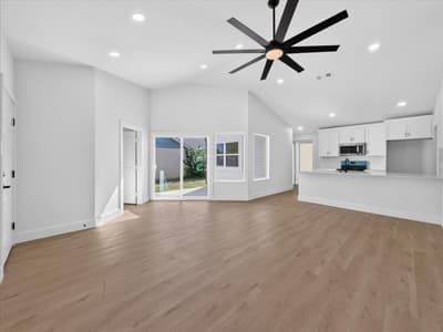 5502 Bainbridge Drive, Arlington TX 76018 - Photo 2