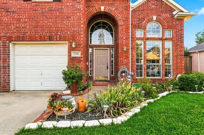1706 Sunflower Drive, Corinth TX 76210 - Photo 2