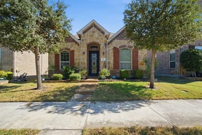 510 Garden Avenue, Euless TX 76039