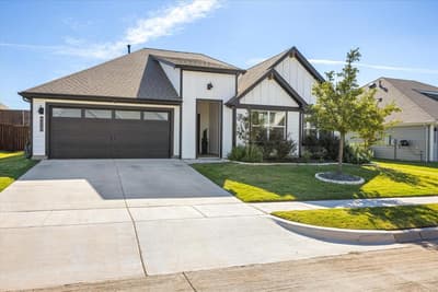 4119 Cornerstone Circle, Granbury TX 76048 - Photo 2