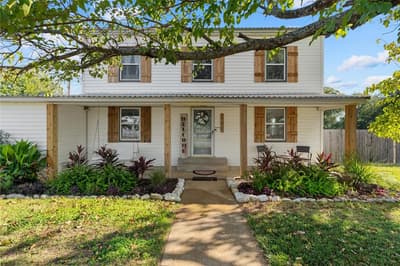 608 Johnson Drive, McGregor TX 76657 - Photo 2
