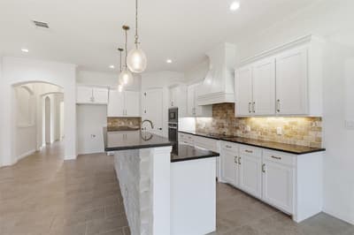 1473 Highland Park Circle, Granbury TX 76048 - Photo 5