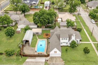 701 Market Street E, Honey Grove TX 75446