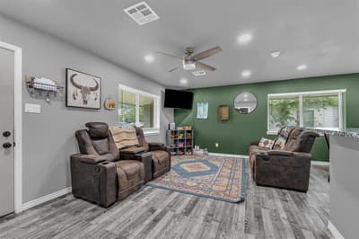 408 Little Avenue, McGregor TX 76657 - Photo 4