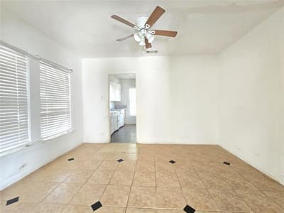 2806 Harlandale Avenue, Dallas TX 75216 - Photo 3