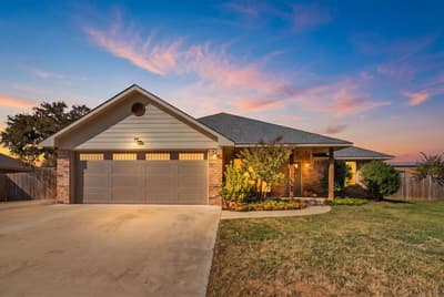 802 Joggers Trail, Collinsville TX 76233