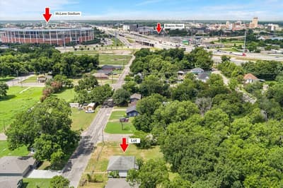 1000 & 1002 E Calhoun Avenue, Waco TX 76704