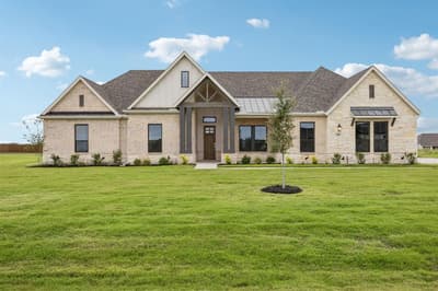 108 Swan Lake Drive, Waxahachie TX 75165