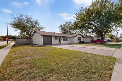 2978 Joanna Drive, Farmers Branch TX 75234 - Photo 3