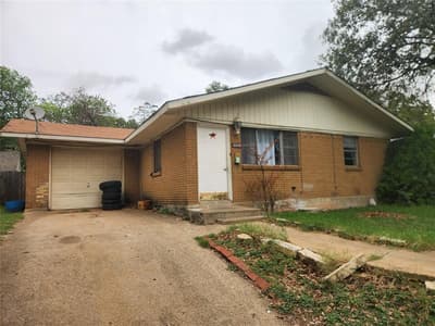 1116 Terrace Avenue, Fort Worth TX 76164