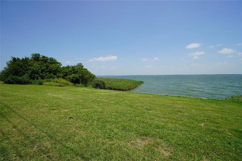5805 Lake Hubbard Parkway # 203, Garland TX 75043 - Photo 2