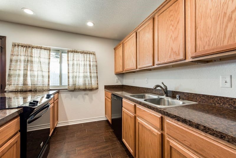 8302 Chesham Drive, Rowlett TX 75088 - Photo 16