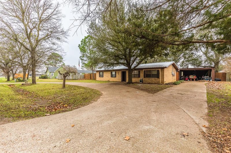 805 N Fullerton Avenue, Dawson TX 76639 - Photo 6