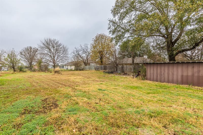 805 N Fullerton Avenue, Dawson TX 76639 - Photo 36