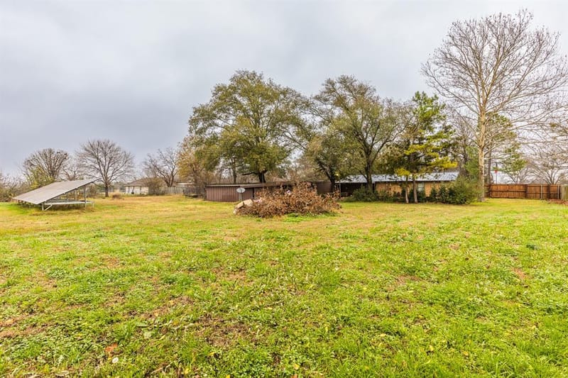 805 N Fullerton Avenue, Dawson TX 76639 - Photo 33