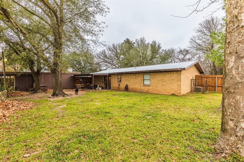 805 N Fullerton Avenue, Dawson TX 76639 - Photo 31