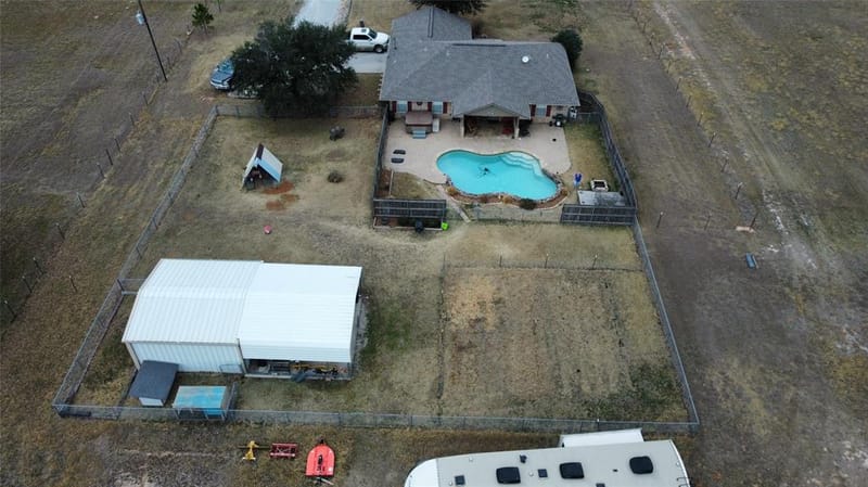 349 Horseshoe Drive, Springtown TX 76082 - Photo 17
