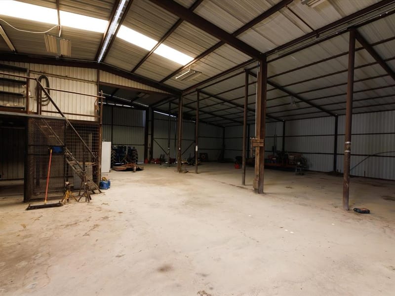 3433 Highway 81 N, Bowie TX 76230 - Photo 16