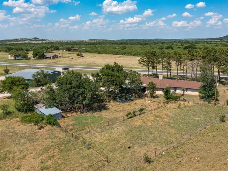 3433 Highway 81 N, Bowie TX 76230 - Photo 28