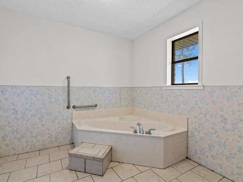3433 Highway 81 N, Bowie TX 76230 - Photo 14