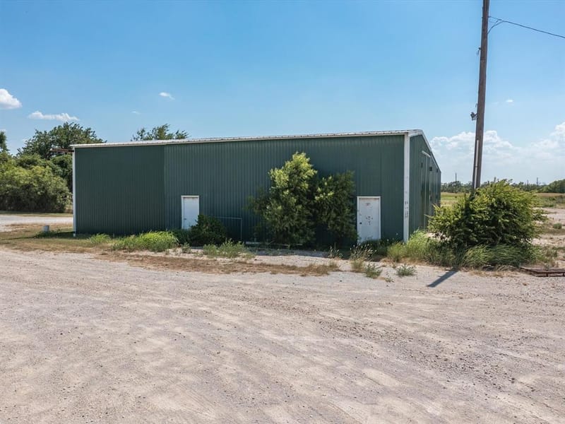 3433 Highway 81 N, Bowie TX 76230 - Photo 19