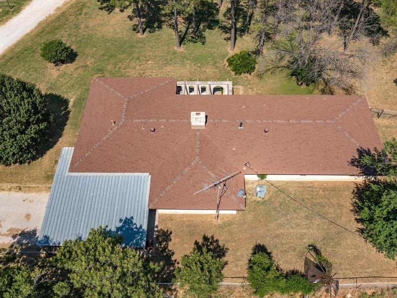 3433 Highway 81 N, Bowie TX 76230 - Photo 29