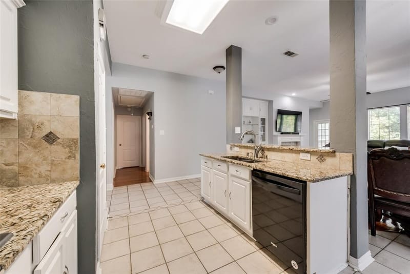 204 Fox Wood Drive, McKinney TX 75071 - Photo 6