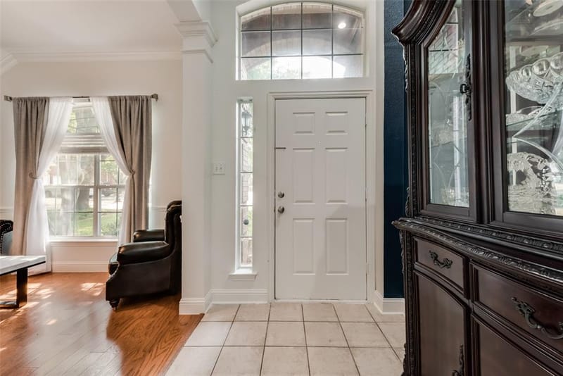 204 Fox Wood Drive, McKinney TX 75071 - Photo 3
