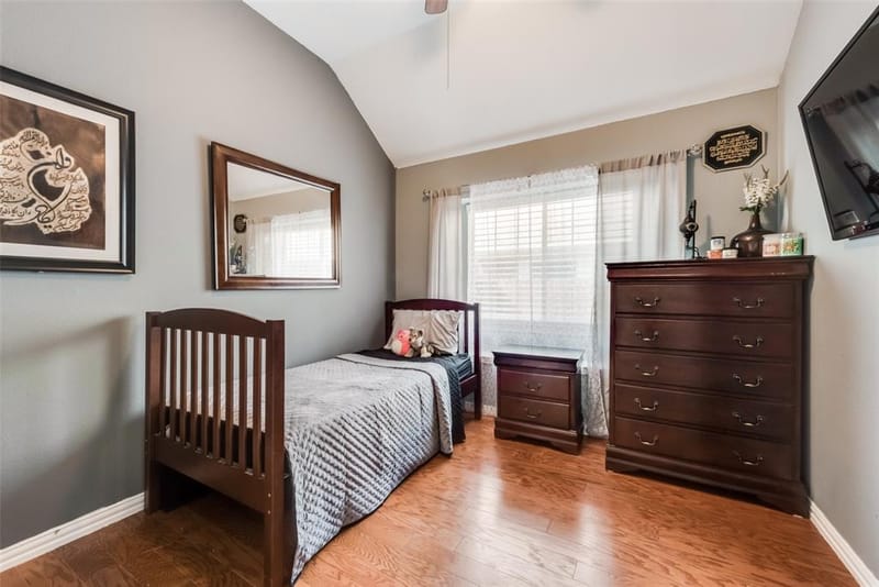 204 Fox Wood Drive, McKinney TX 75071 - Photo 19