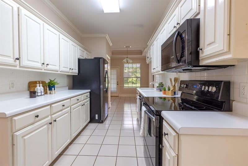 5803 Persimmon Drive, Tyler TX 75707 - Photo 5