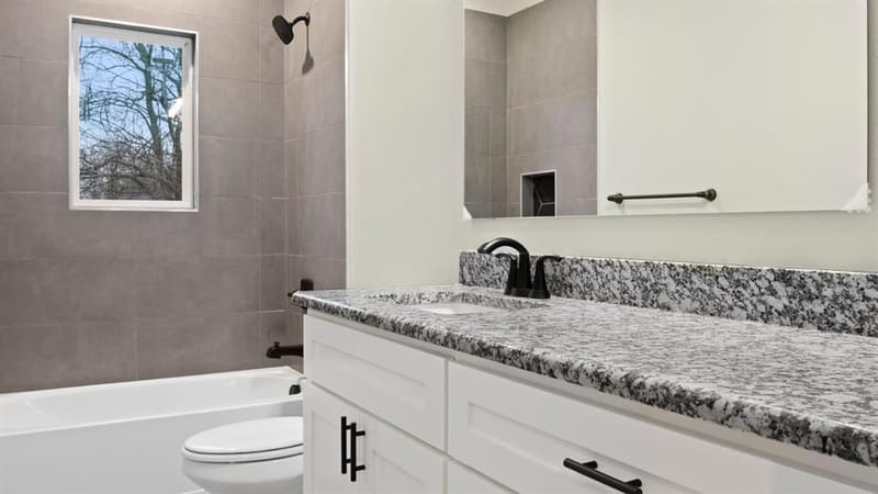 1228 S Rusk Street W, Sherman TX 75090 - Photo 3