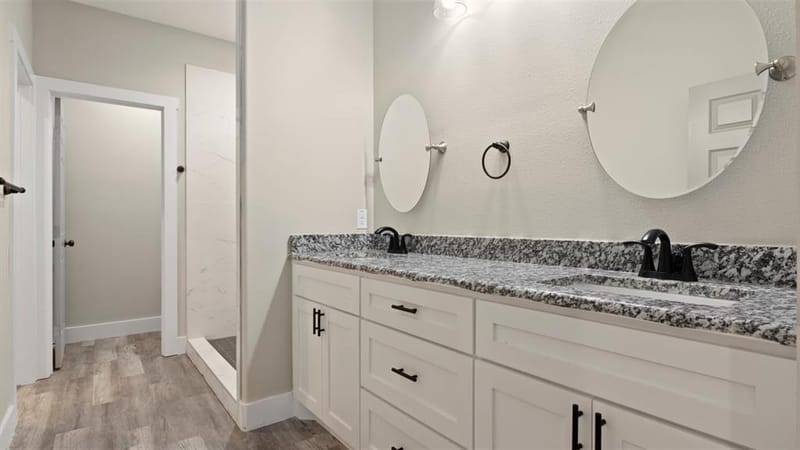 1228 S Rusk Street W, Sherman TX 75090 - Photo 8