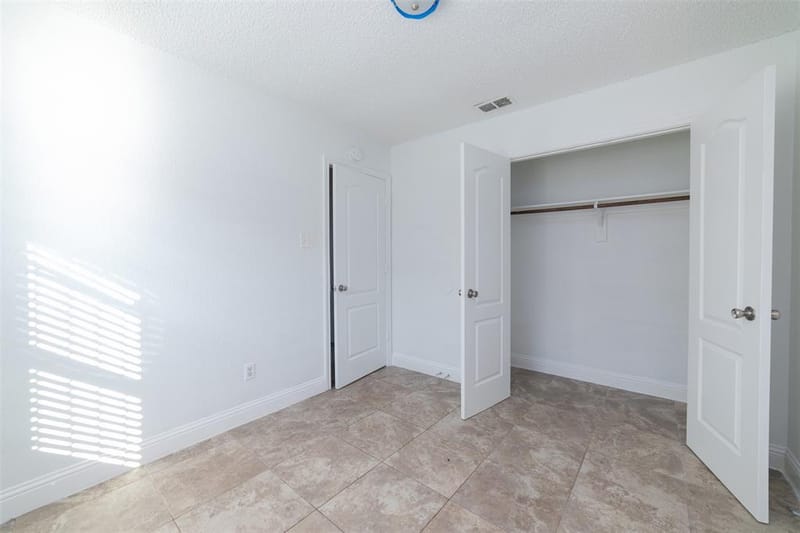 3844 Waldorf Street, Fort Worth TX 76119 - Photo 38