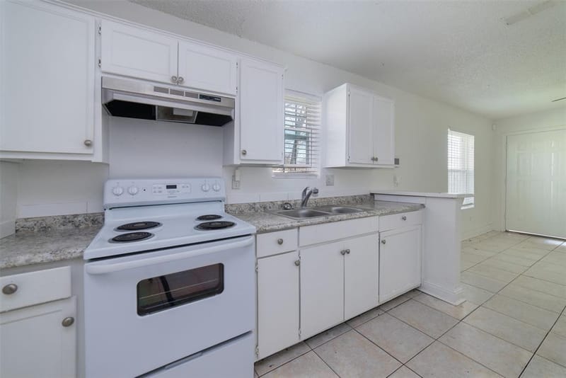 3844 Waldorf Street, Fort Worth TX 76119 - Photo 31