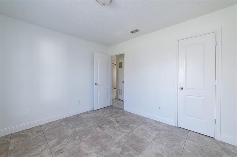 3844 Waldorf Street, Fort Worth TX 76119 - Photo 39