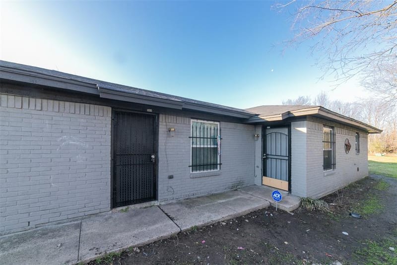3844 Waldorf Street, Fort Worth TX 76119 - Photo 25