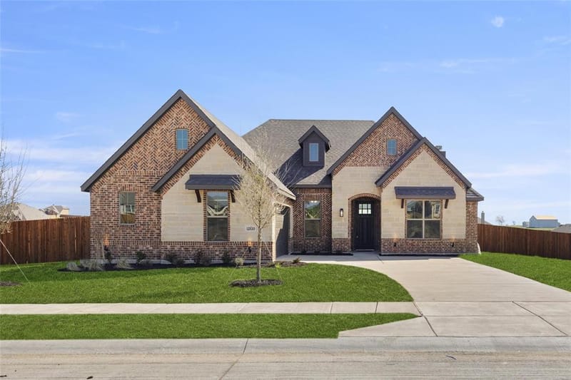 12520 Eagles Bluff, Godley TX 76044