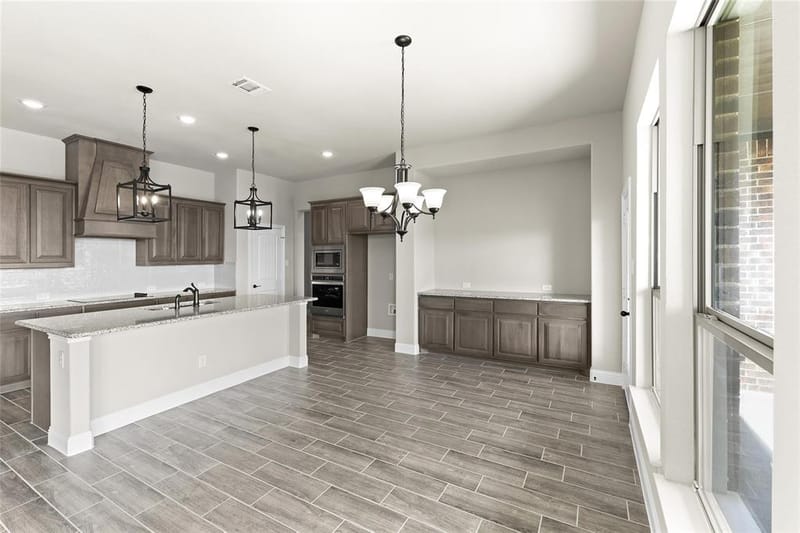 12520 Eagles Bluff, Godley TX 76044 - Photo 9