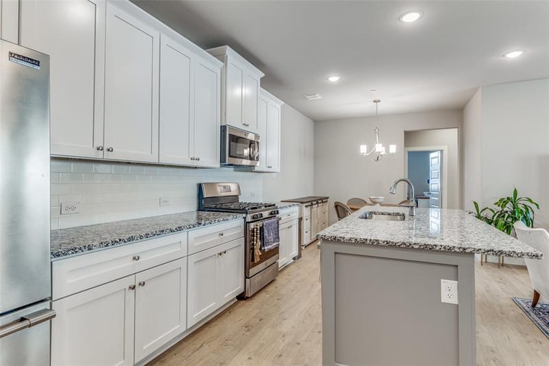 4704 Simple Pathway Street, Haltom City TX 76117 - Photo 12