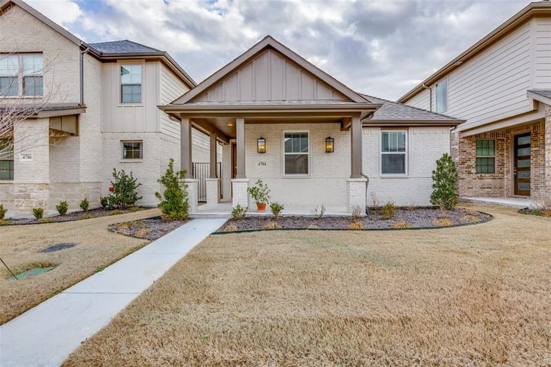 4704 Simple Pathway Street, Haltom City TX 76117 - Photo 3