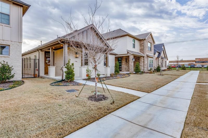 4704 Simple Pathway Street, Haltom City TX 76117
