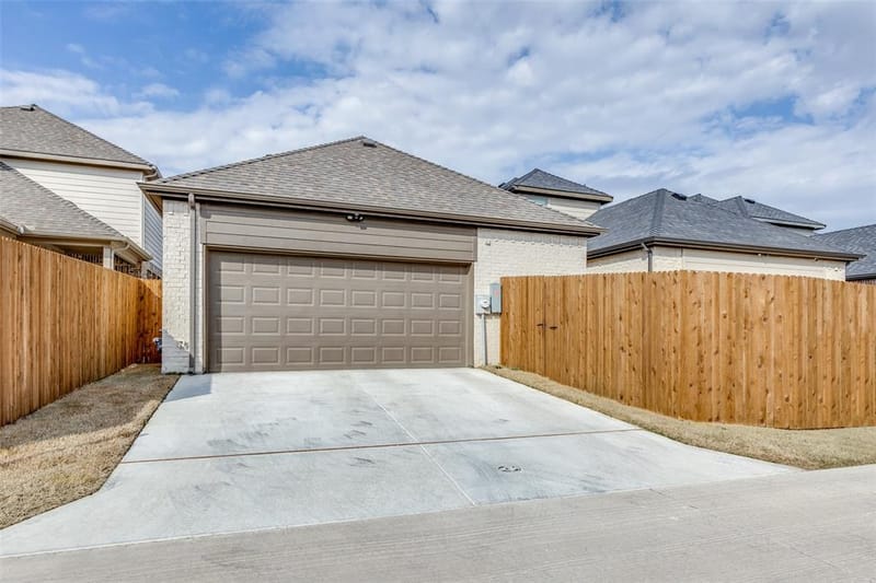 4704 Simple Pathway Street, Haltom City TX 76117 - Photo 24