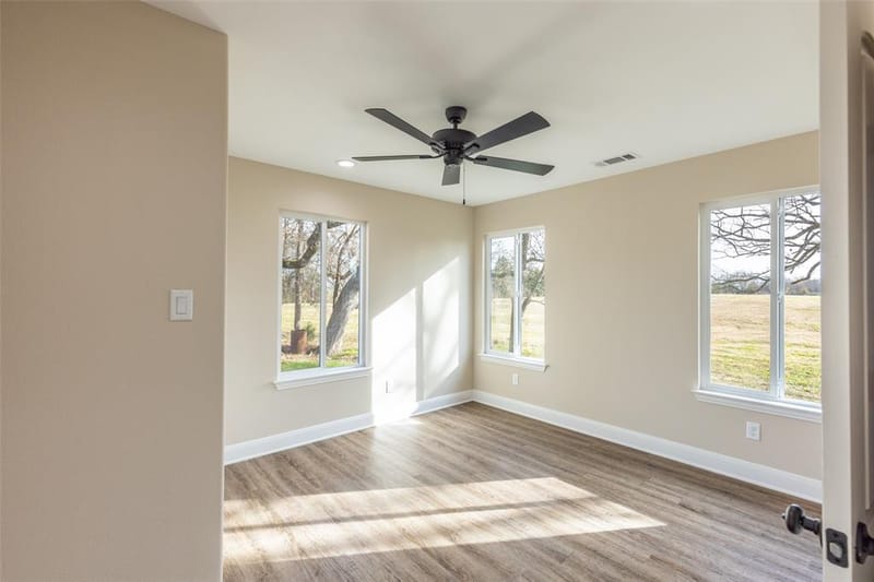 315 Private Road 7327, Emory TX 75440 - Photo 15