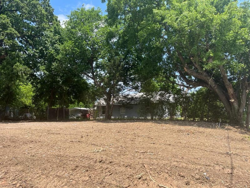 125 S Center Street, Bonham TX 75418 - Photo 7